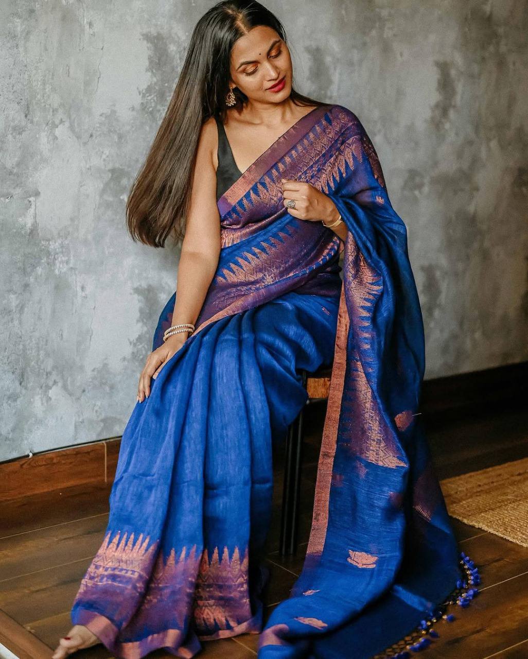 Womens Cotton Saree With Lotus Design And Banarasi Soft Silk Blouse 5.5 Meter Saree 0.8 Meter Unstitched Blouse Piece-Dark Blue