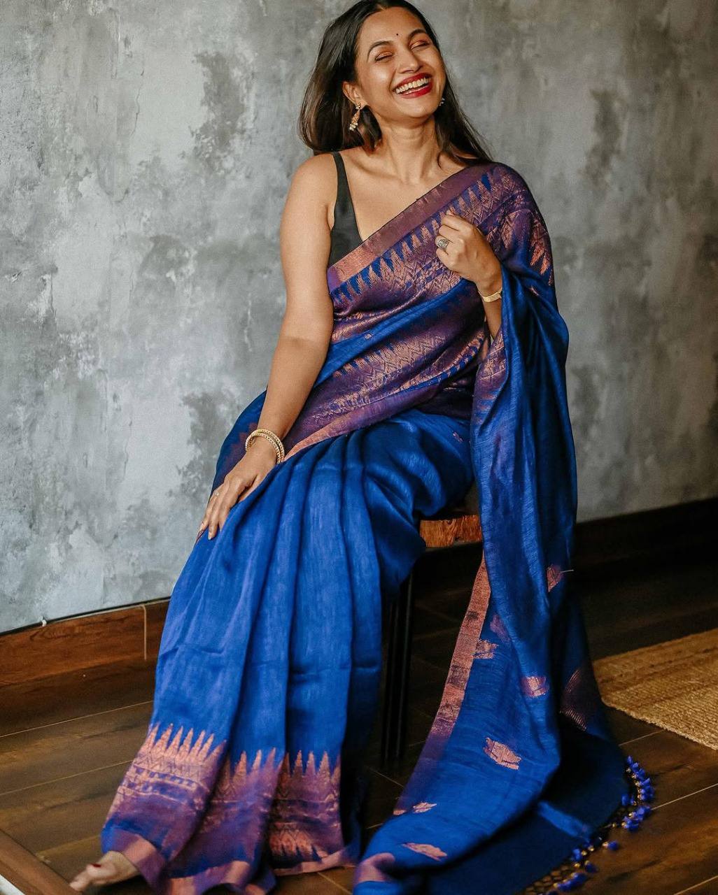 Womens Cotton Saree With Lotus Design And Banarasi Soft Silk Blouse 5.5 Meter Saree 0.8 Meter Unstitched Blouse Piece-Dark Blue