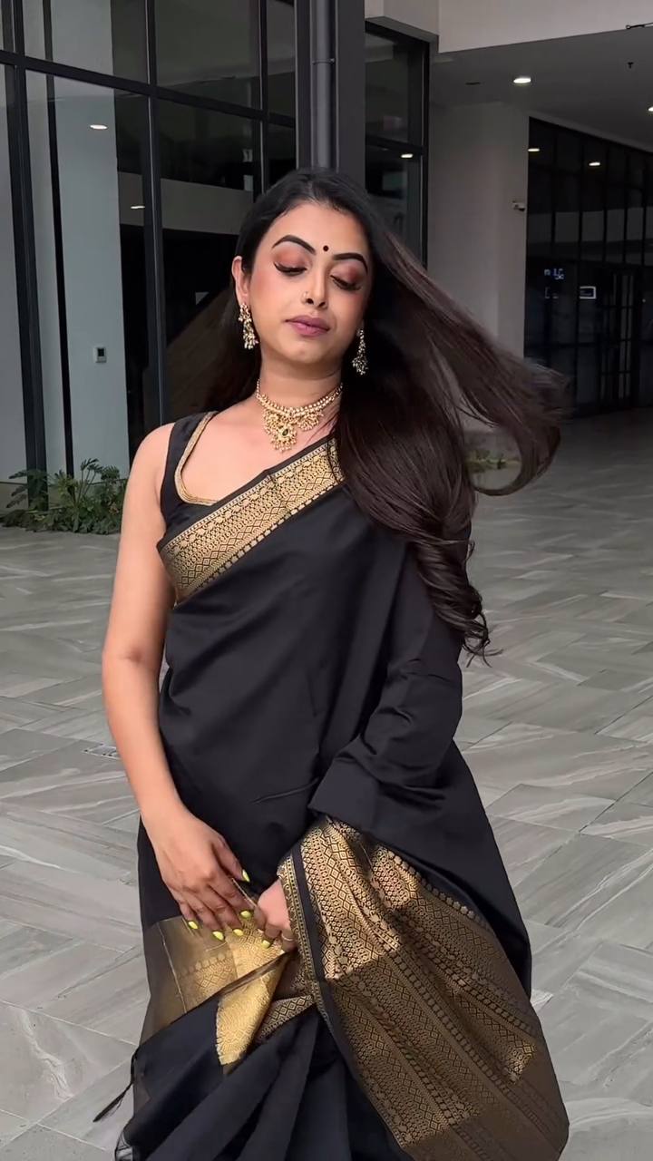 Black Color Lichi Silk Jacquard Work Saree