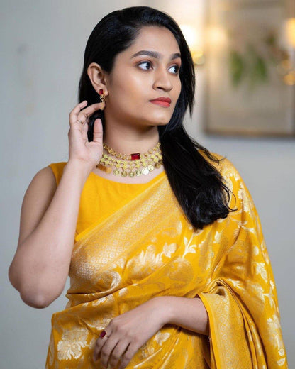 Fulari Women’s Silk Saree with Blouse Piece | Traditional Indian Ethnic Wear Saree | Wedding, Party & Festive Saree | Elegant Yellow Silk Saree for Women with Rich Design & Quality Fabric