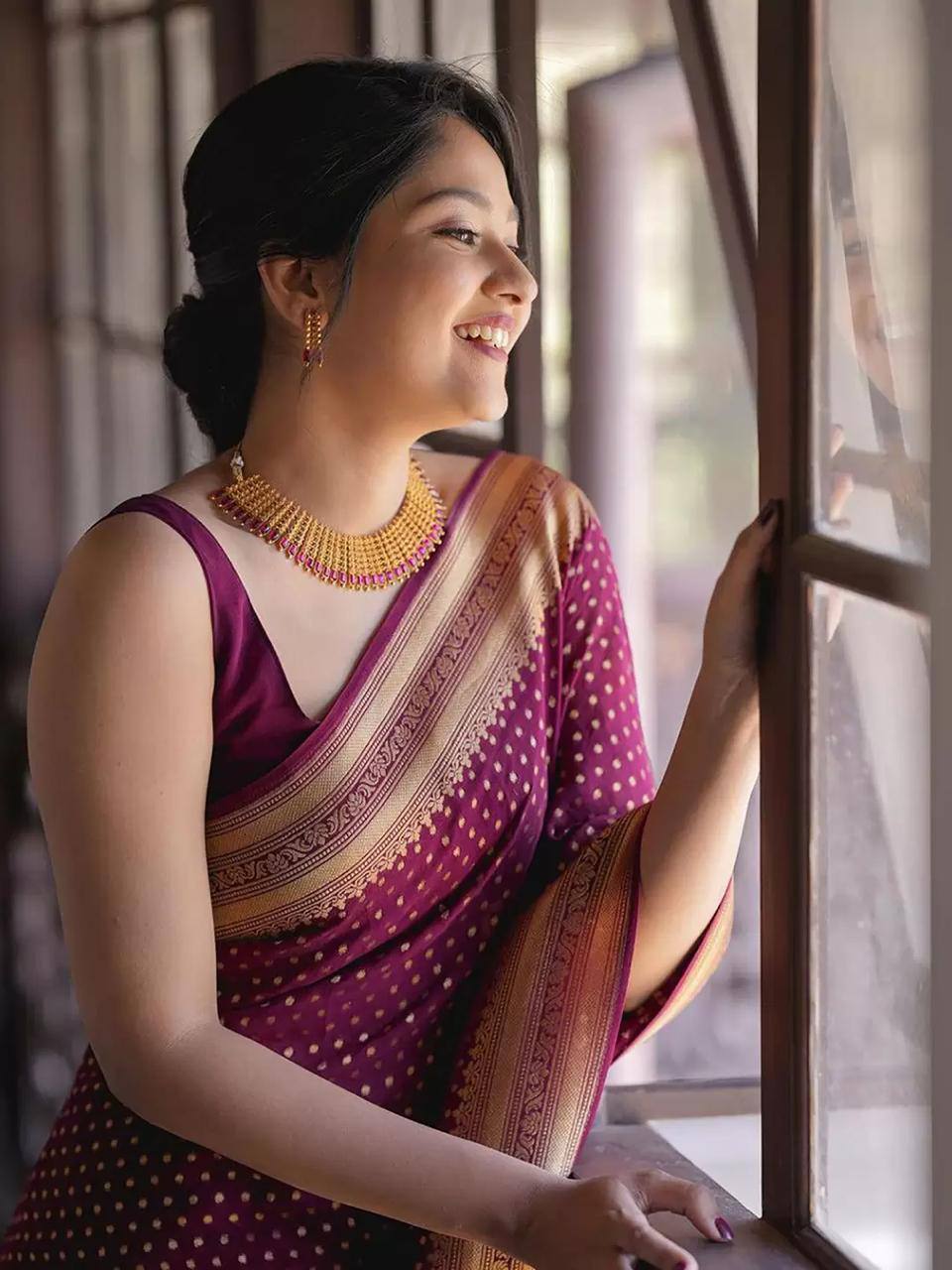 Maroon Silk Saree with Golden Border| Traditional Woven Design| Ethnic Wear|Women’s Maroon Banarasi Style Saree with Gold Zari Border & Polka Dot Design