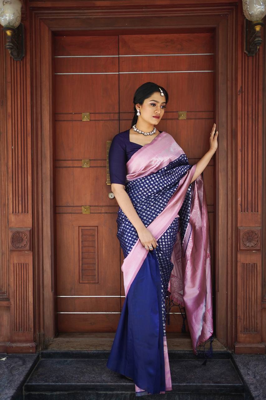 Woven Kanjivaram Jacquard, Pure Silk Saree (Dark Blue)