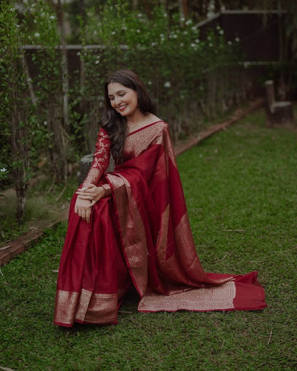 Women Soft Silk Saree with Golden Woven Border and Rich Pallu, Plain Silk Saree for Wedding, Ethnic Wear Maroon