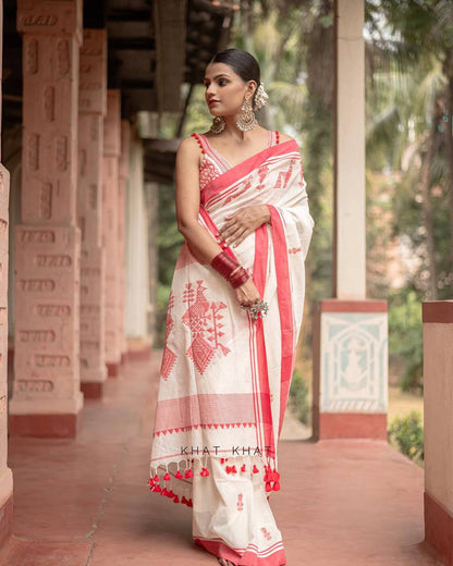 Women's Off White & Red Cotton Handloom Saree with Traditional Tribal Print, Designer Border, Tassel Pallu, Ethnic Casual Wear Saree with Blouse Piece for Wedding & Cultural Events